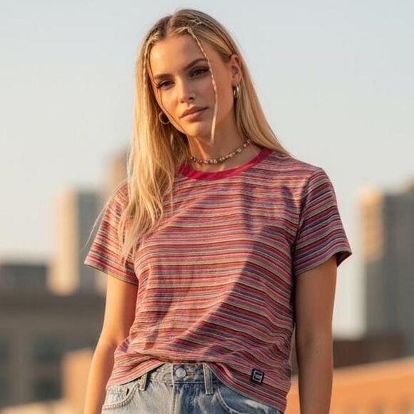 GAP Tops - Gap Women's multi T-shirt